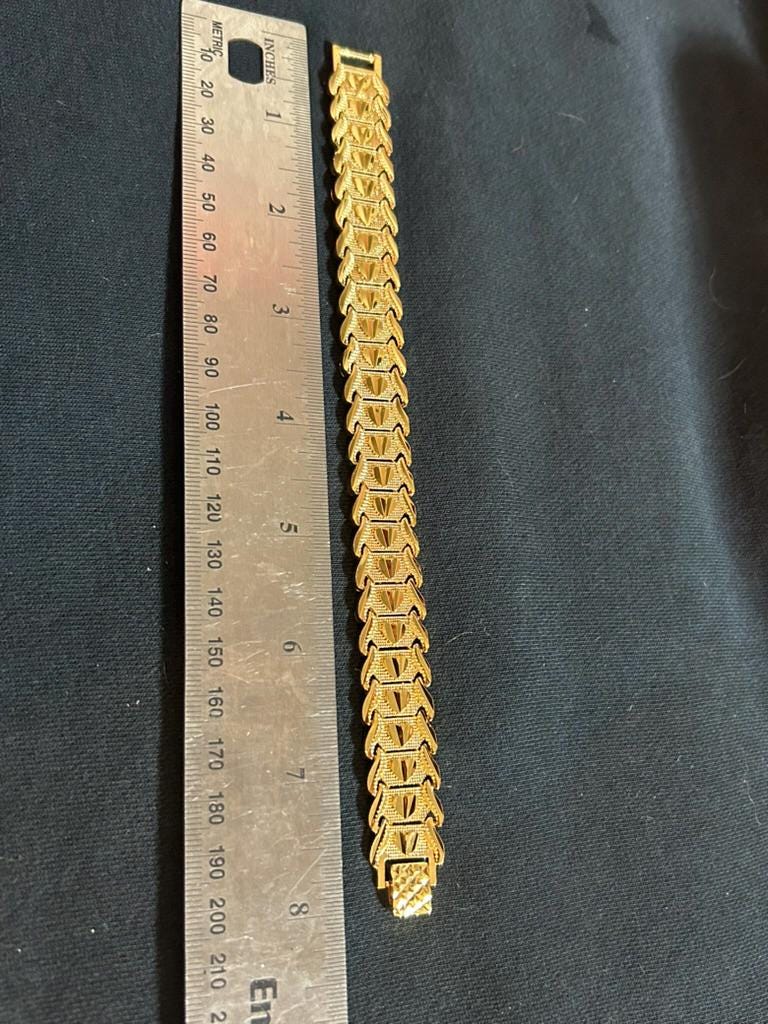 Unisex Textured Gold Plated Chevron Arrowhead Link Bracelet Heavy 8" Vintage Style