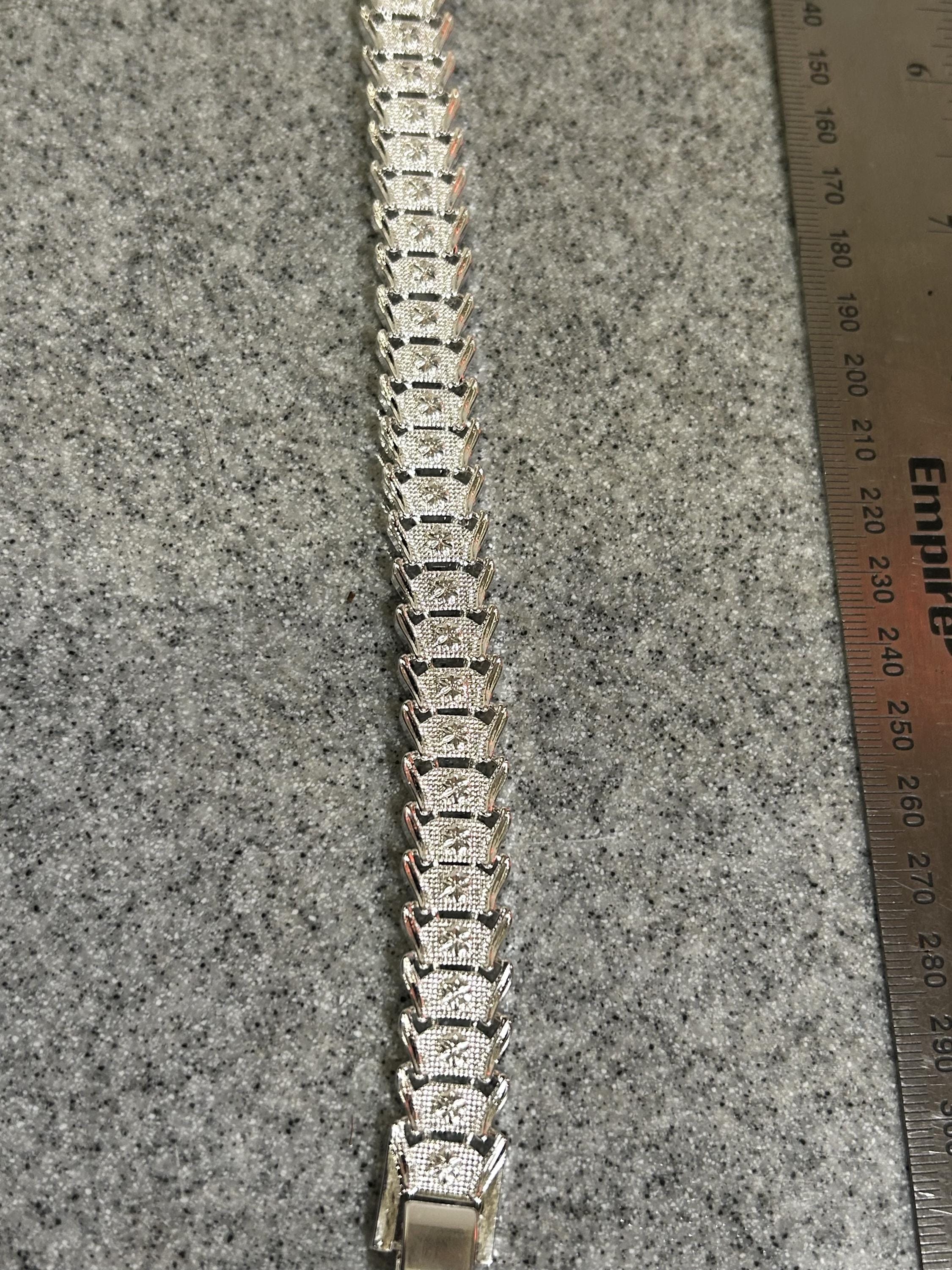 925 Sterling Silver Textured Chevron Link Statement Bracelet Unisex