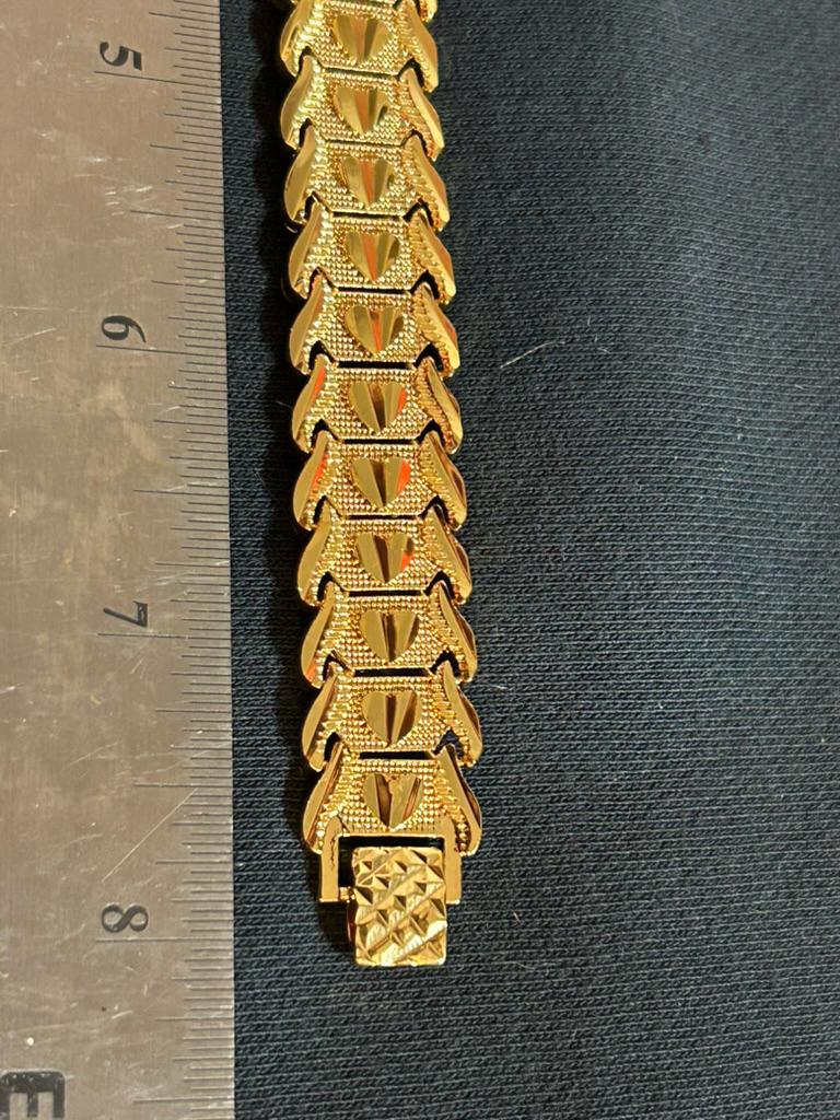 Unisex Textured Gold Plated Chevron Arrowhead Link Bracelet Heavy 8" Vintage Style